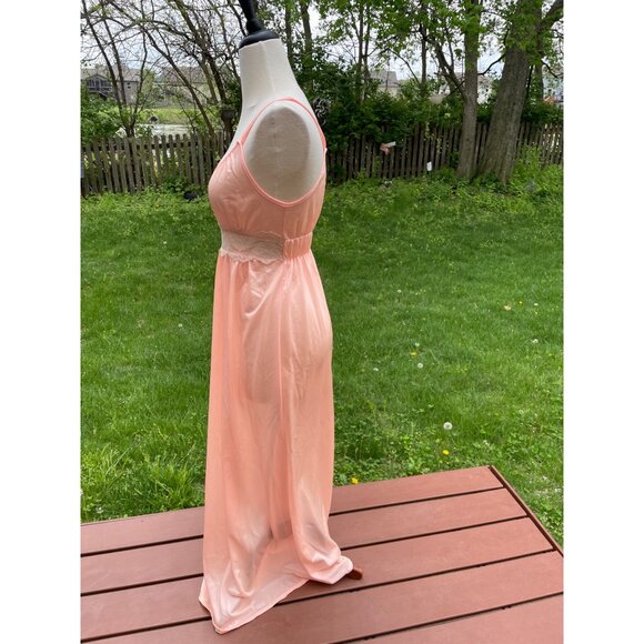 Vintage Peach Nightgown With Delicate Lace Waist Sheer Flowy Skirt Adjustable Sp - Picture 3 of 8